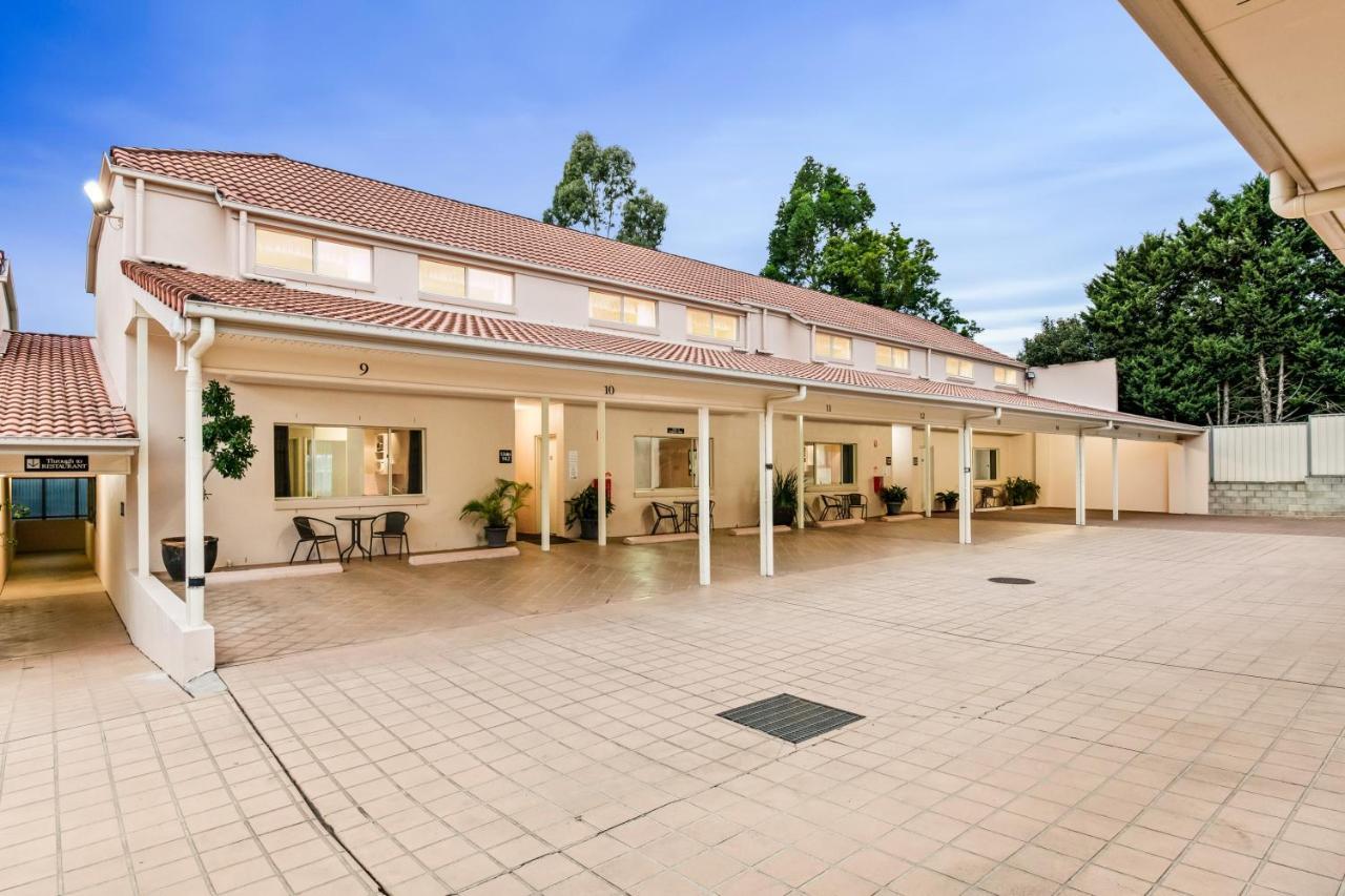 Villa Nova Motel Toowoomba Eksteriør billede