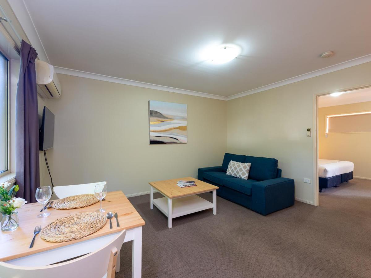 Villa Nova Motel Toowoomba Eksteriør billede