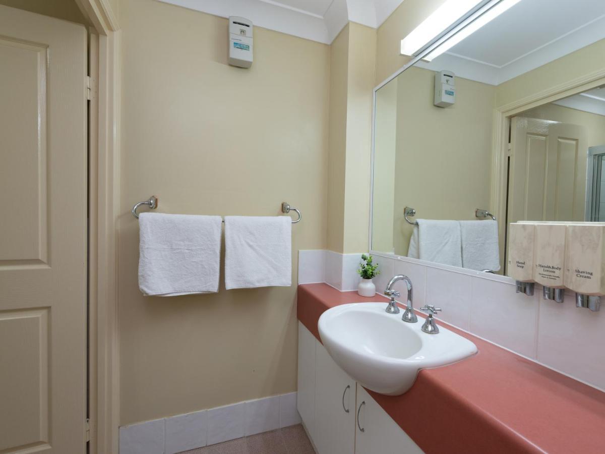 Villa Nova Motel Toowoomba Eksteriør billede