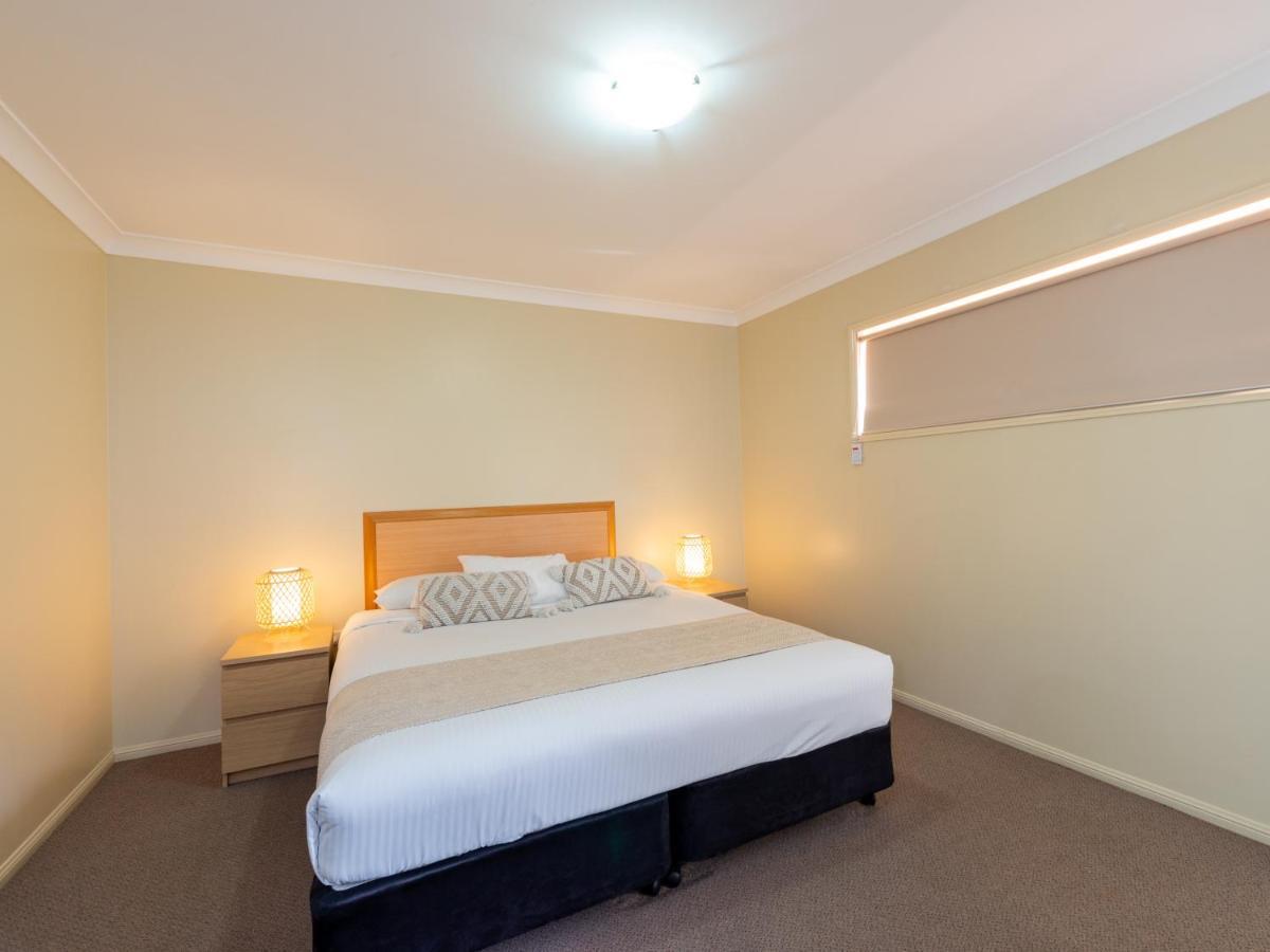 Villa Nova Motel Toowoomba Eksteriør billede
